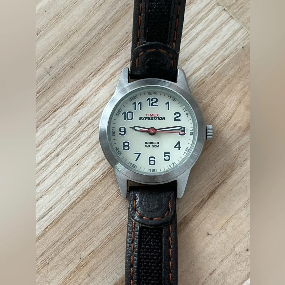 Timex Expedition Ladies Watch Indiglo Light-Up Dial Stainless Case Leather Strap